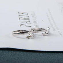 Load image into Gallery viewer, 925 Sterling Silver Couple Hug Ring
